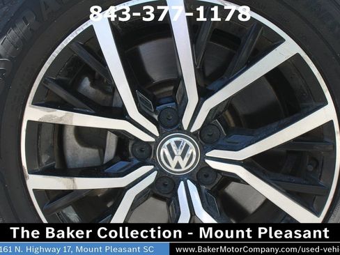 Used 2021 Volkswagen Tiguan SE image 15