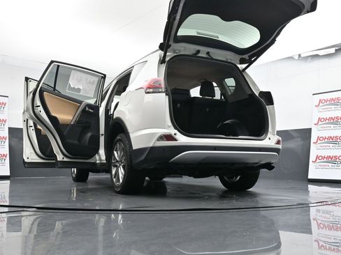 Used 2016 Toyota RAV4 Limited image 48