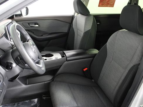 Certified 2023 Nissan Rogue SV FWD image 20