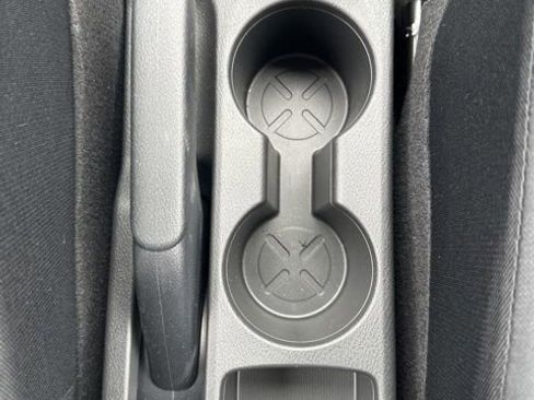 New 2025 Nissan Kicks Play S image 13