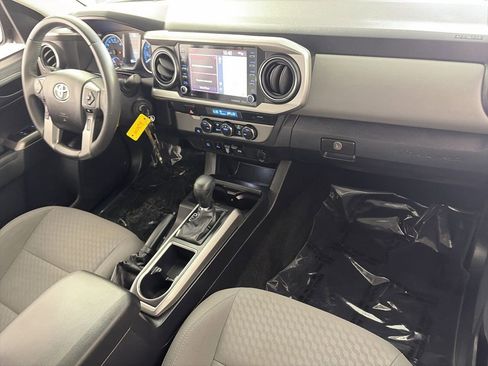 Used 2022 Toyota Tacoma SR5 RWD image 24