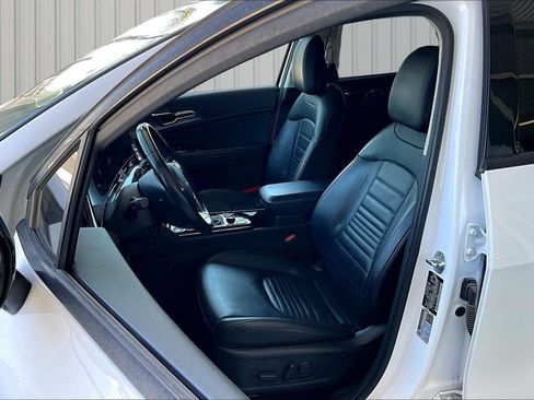 Used 2023 Kia Sportage SX FWD image 16