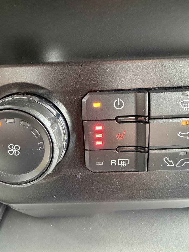 Used 2019 Ford F150 XLT w/ Equipment Group 302A Luxury AWD/4WD image 34