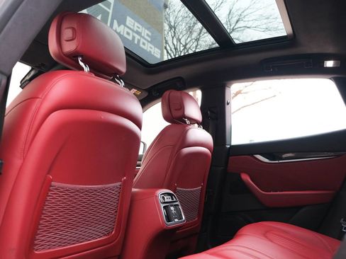 Used 2017 Maserati Levante S image 26