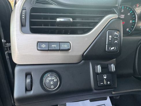 Used 2019 GMC Yukon XL Denali w/ Open Road Package RWD image 11