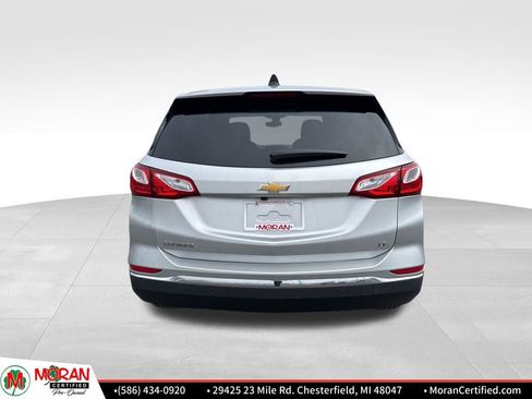 Used 2020 Chevrolet Equinox LT w/ Driver Convenience Package image 4