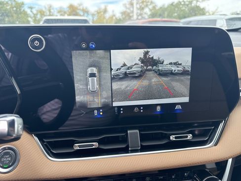 New 2026 Chevrolet Equinox ACTIV w/ Convenience Package III image 18