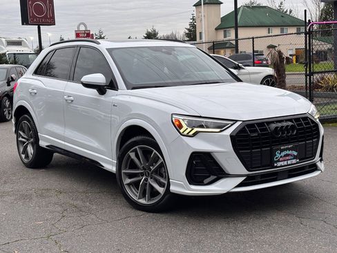 Used 2022 Audi Q3 2.0T Premium Plus w/ Premium Plus Package image 11