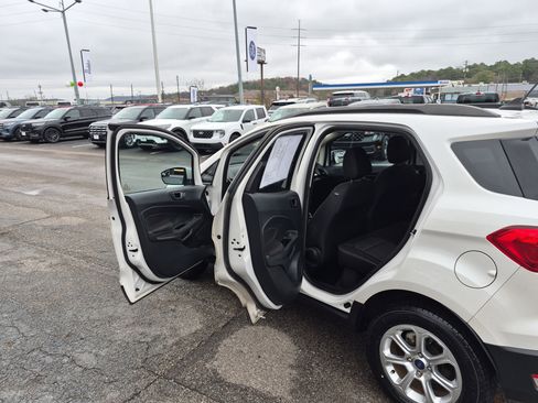Certified 2021 Ford EcoSport SE image 13