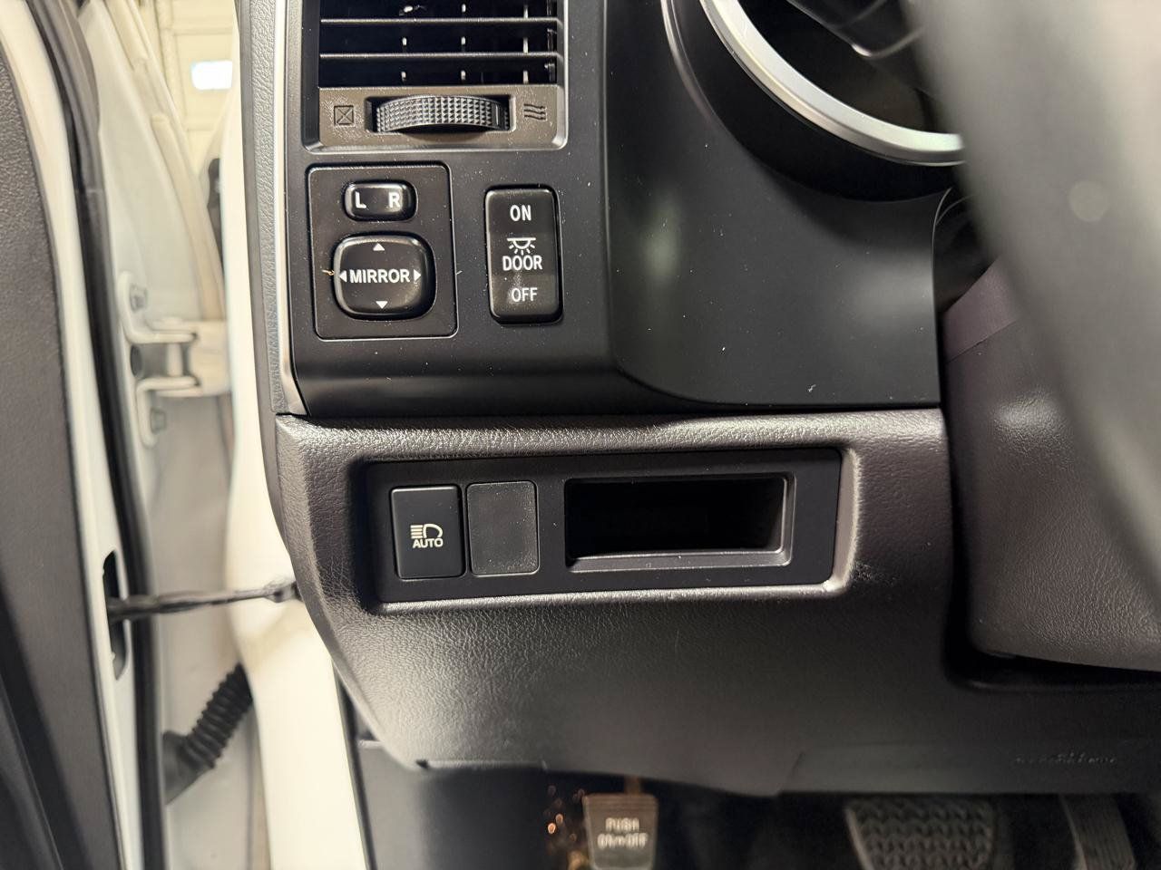 Used 2019 Toyota Sequoia TRD Sport w/ TRD Sport Premium Package AWD/4WD image 20