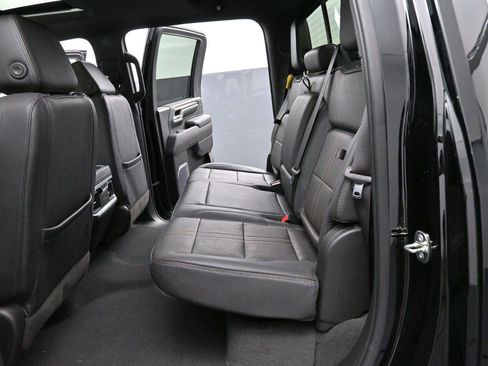 Used 2024 Chevrolet Silverado 2500 High Country w/ High Country Premium Package AWD/4WD image 29