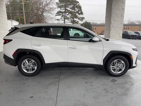 New 2026 Hyundai Tucson SE image 20