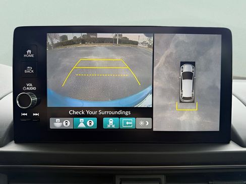 Certified 2023 Honda Pilot TrailSport image 21