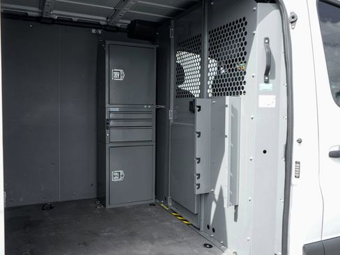 Used 2019 Mercedes-Benz Sprinter 144 image 15