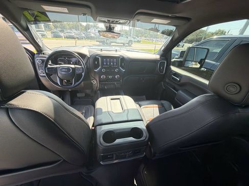 Certified 2021 GMC Sierra 2500 AT4 w/ AT4 Premium Plus Package AWD/4WD image 12