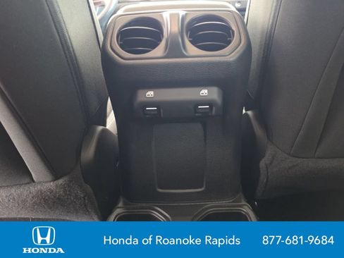 Used 2021 Jeep Wrangler Unlimited Sport AWD/4WD image 31
