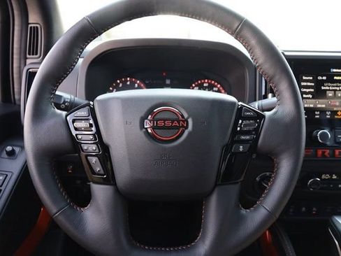 Certified 2025 Nissan Frontier PRO-4X w/ Pro Premium Package AWD/4WD image 11