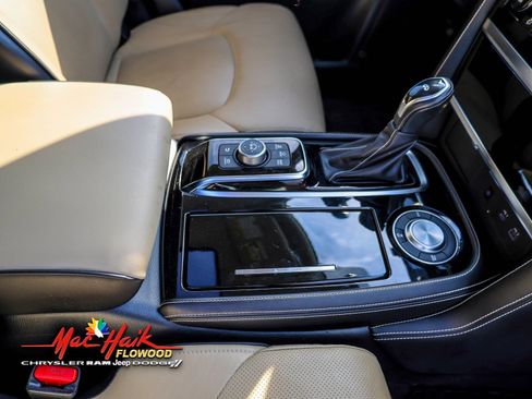 Used 2022 INFINITI QX80 Premium Select w/ Cargo Package image 18