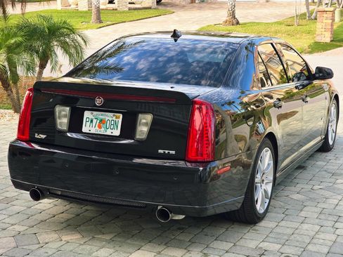 Used 2009 Cadillac STS V image 38
