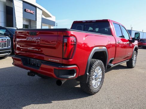 Used 2024 GMC Sierra 2500 Denali w/ Denali Reserve Package AWD/4WD image 3