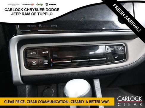 Used 2018 Toyota Corolla L image 21