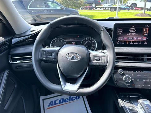 Certified 2025 INFINITI QX60 Pure AWD/4WD image 11