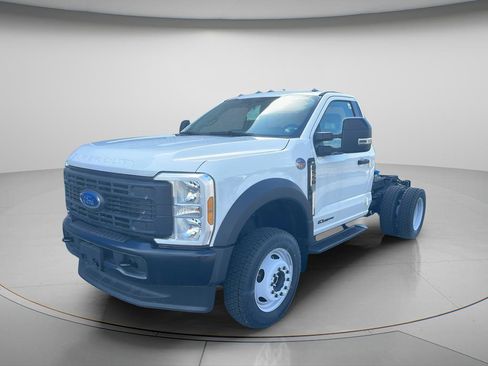 Used 2024 Ford F550 4x4 Regular Cab Super Duty image 4