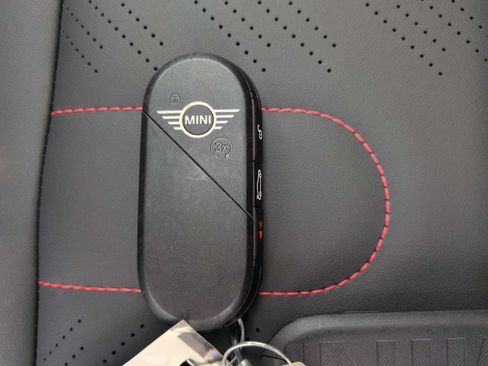 Certified 2025 MINI Cooper S FWD image 37