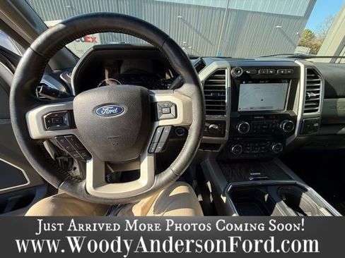 Used 2017 Ford F250 Lariat w/ Lariat Ultimate Package image 8