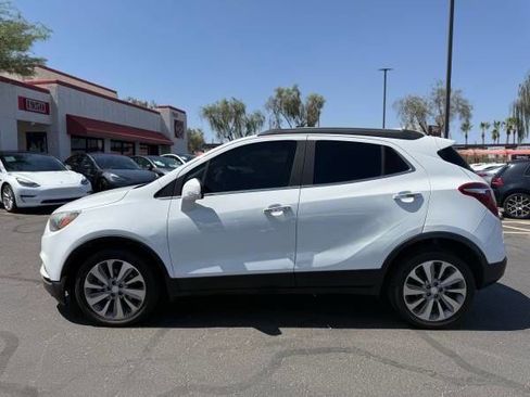 Used 2018 Buick Encore Preferred image 6