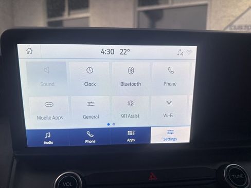 Used 2022 Ford Maverick Lariat w/ Lariat Luxury Package image 8