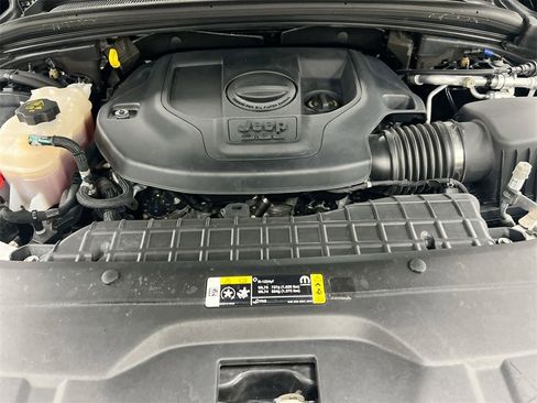 Used 2023 Jeep Grand Cherokee Overland w/ Adv Protech Group III image 26