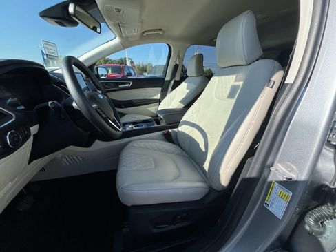 Used 2024 Ford Edge Titanium image 13