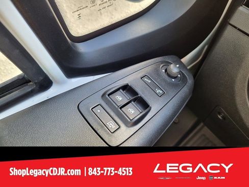 New 2025 RAM ProMaster 2500 w/ Quick Order Package 22G SLT image 21