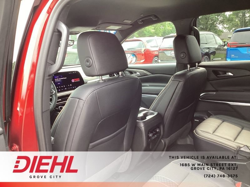 Used 2024 Chevrolet Traverse RS AWD/4WD image 24