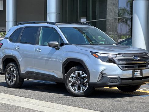 New 2026 Subaru Forester Premium AWD/4WD image 2
