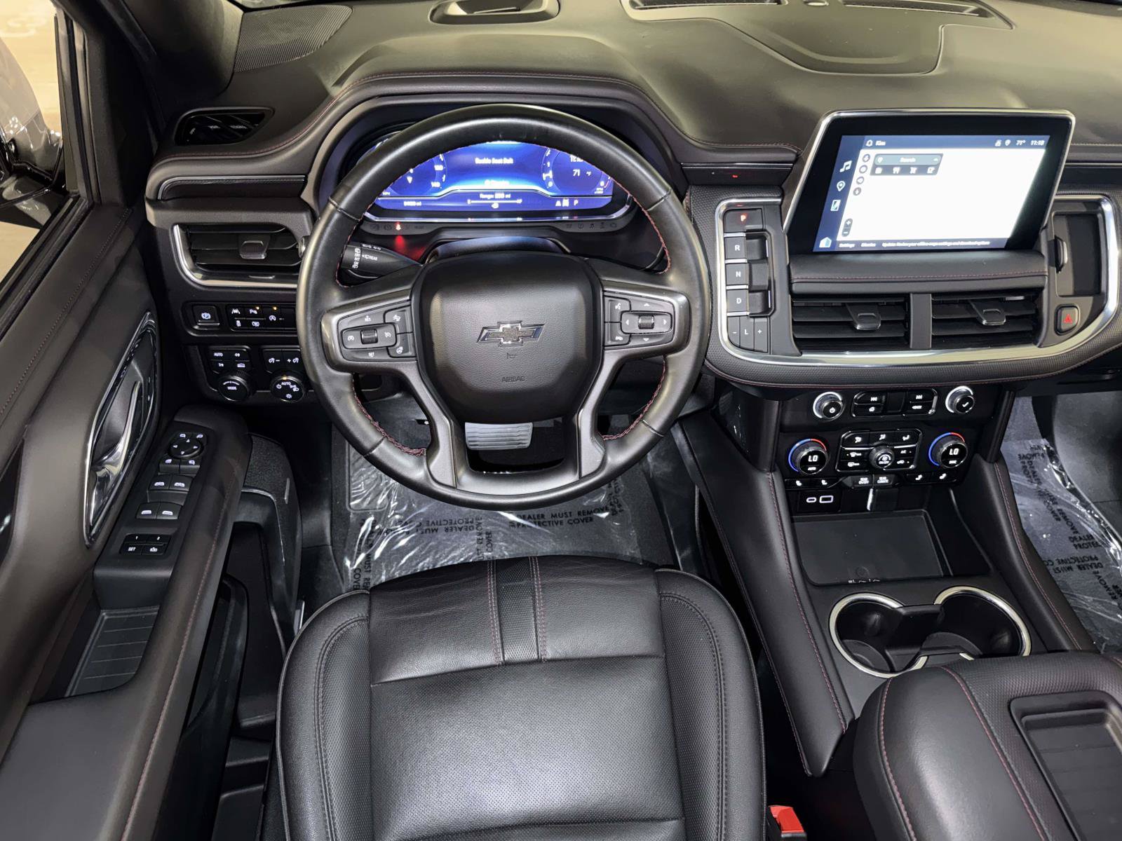 Used 2023 Chevrolet Tahoe RST w/ Luxury Package AWD/4WD image 4