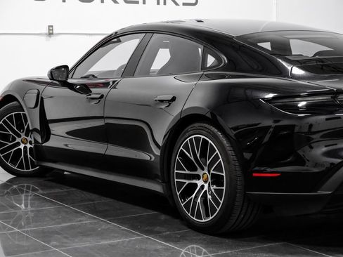 Used 2023 Porsche Taycan w/ Premium Package image 19