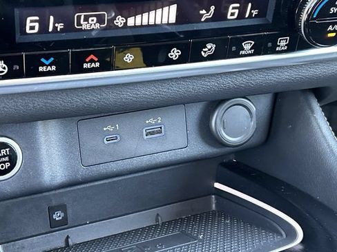 Used 2022 Nissan Rogue Platinum w/ Head-Up Display Package FWD image 29