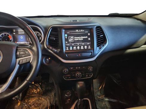 Used 2016 Jeep Cherokee Limited w/ Luxury Group image 14