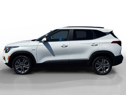 Used 2022 Kia Seltos S image 2