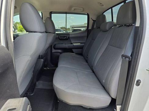 Used 2019 Toyota Tacoma SR w/ SR Convenience Package RWD image 17