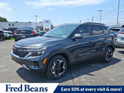 New 2025 Kia Seltos EX w/ EX Sunroof Package image 2