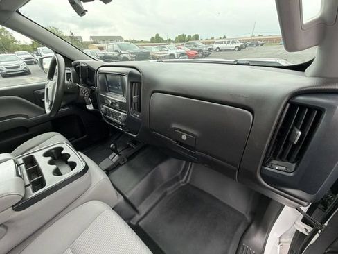 Certified 2018 Chevrolet Silverado 1500 W/T w/ WT Convenience Package AWD/4WD image 23