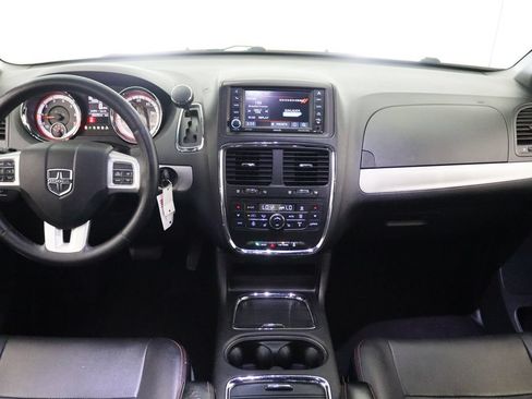 Used 2016 Dodge Grand Caravan R/T w/ Driver Convenience Group FWD image 21