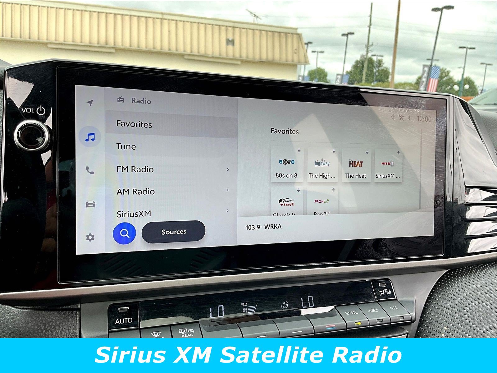 Used 2025 Toyota Camry SE w/ Multimedia Upgrade Package FWD image 40