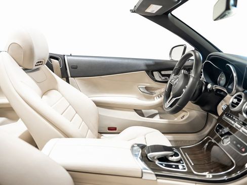 Used 2019 Mercedes-Benz C 300 4MATIC Cabriolet w/ Multimedia Package image 45