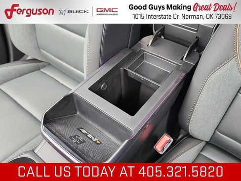 New 2027 GMC Terrain AT4 w/ Convenience Package III AWD/4WD image 35