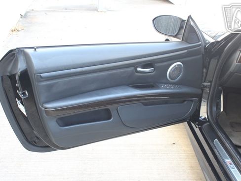 Used 2009 BMW M3 Convertible RWD image 17
