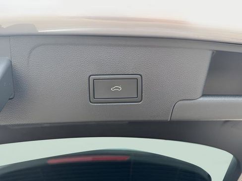 Certified 2025 Volkswagen Atlas Cross Sport SEL Premium R-Line image 23